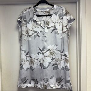 Liz Claiborne silky cap sleeve floral grey white blouse size XL